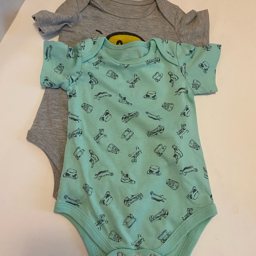Junk Food Clothing Light Gray Bodysuit Soft Stretchy Fabric